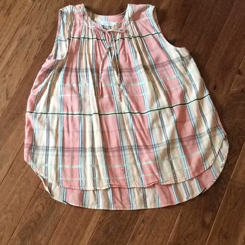 Sleeveless top